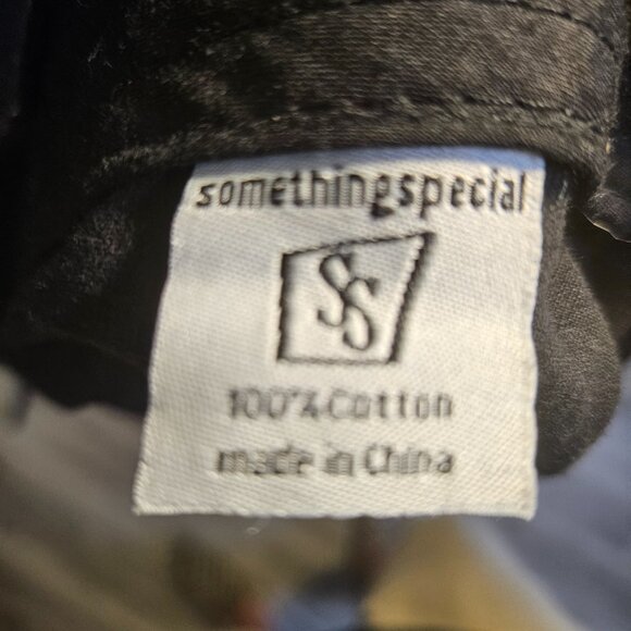 Something Special Women's Embelished Stretch Fit Cap OSFA - Picture 4 of 4